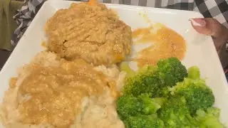 Easy Comfort Food Made with Faith: Turkey Steaks with Gravy,  Mashed Potatoes & Broccoli
