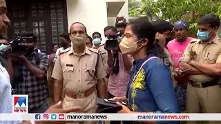 'ലോണെടുത്ത് ഉണ്ടാക്കിയ വീടാ; എവിടെപ്പോകും ഞങ്ങള്'; കല്ലായിയില്‍ വന്‍ പ്രതിഷേധം | K Rail |