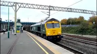 GBRf 66791 in its brand new Heidelberg Materials livery passes through Tring 10/10/25
