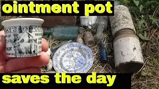 Mudlarking & bottle digging, The search for antique bottles!!