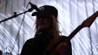 Iko Ch&eacute;rie: Lucif&eacute;rine (live)