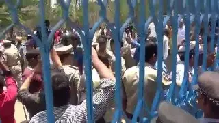 Chalo HCU Pt-13- Police and Security Brutality on HCU Students & Supporters - Justice For Rohith