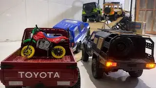 RC Toyota Pickup A Motorbike & Climb Challenge | Scale RC Off-Road Convoy Adventure