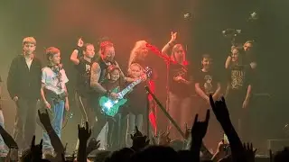 Volbeat - Still Counting (with kids from audience on stage) [4K] live @ Stadthalle, Vienna