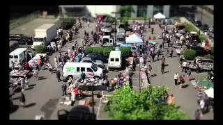 Time Lapse of MIT FLEA (electronic gear swapfest) in Cambridge, MA (2012) by Bill T Miller