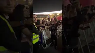 #RAYVANNY FAN LOVE IN #DUBAI 🇦🇪🇦🇪🇦🇪🔥🔥 🌎🌎🔥 #dubaishoppingfestival