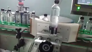 Fully automatic vertical rolling labeling machine - customized version - mineral water bottle