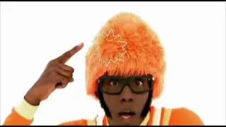 Geo&rsquo;s reaction to DJ Lance Rock, losing the magic star on his hat!