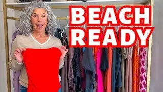 What&rsquo;s in My Beach Suitcase? From Swimsuits to Dinner Outfits ☀️