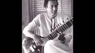 Ustad Rais Khan Sahib Ustad Zakir Hussain Sahib  Raga yeman Kalyan part 1 of 2