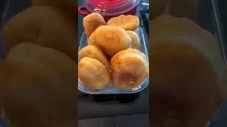 Easy vetkoek with curry mince.