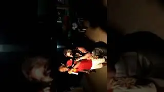 Milly El Yudo singing 