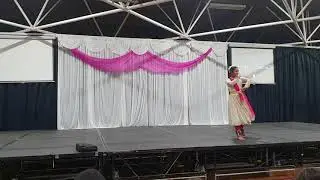 Mohe rang do laal kathak performance at London (artist prayag sangeet samiti alld,kathak kendra Alla