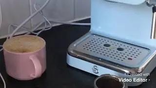 SWAN RETRO COFFEE MACHINE REVIEW - by Georgia