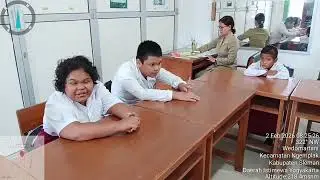 Senin full senyum