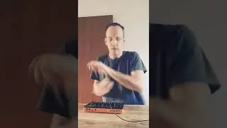 Roland t8 Sound analog Techno Mix