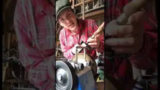 Sharpening an old Sheffield firmer chisel #woodworking #satisfying #shortvideo