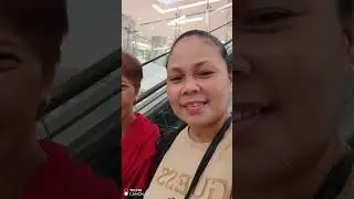 Bonding with my sisters in Festival Mall
