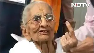 Gujarat Elections 2017: PM Modi's 95-Year-Old Mother Casts Her Vote