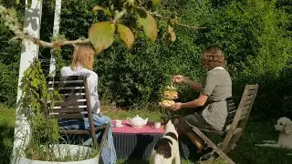 Join me for a Vintage Tea Party in the Garden