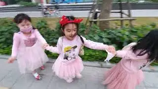 3 công chúa tung tăng Oceanpark