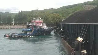 proses sandar barge batubara dijetty PLTU PACITAN ||Popeye ||assist tug
