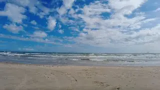Sounds of the Ocean at Whitecap Beach in Corpus Christi, Texas - December 2020