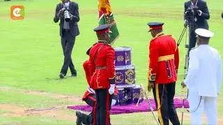 Uhuru Kenyatta dons full military regalia