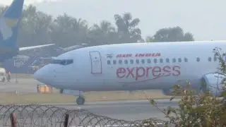 View report : Airindia express [IX350] landing at calicut int'l airport