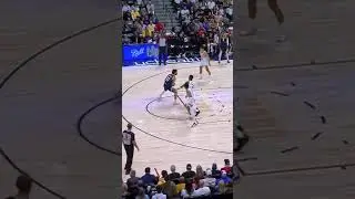 These handles by Jamal Murray 👀 He's got 22 points for Denver in the 4Q! #subscribe #viral #short