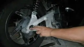 Retirando escapamento da pcx!