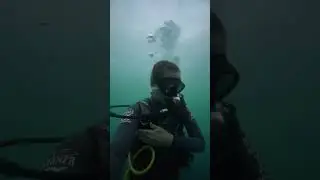 Diving under a storm ⛈️