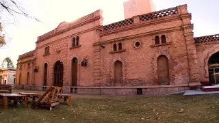 Así es una de las Bodegas MÁS ANTIGUAS de Argentina | WEINERT | Casas del Vino