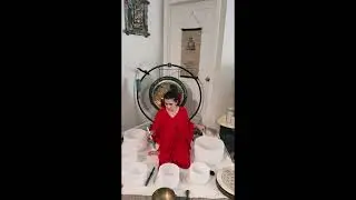Mini sound bath for quick recharge
