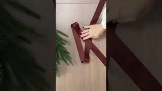 A quick and easy faux swag. A great alternative to the traditional wreath 🤍