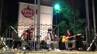 Lonepair trio suona Piazzolla