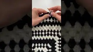 Are you a fan of crochet granny squares? Which pattern is your favorite?