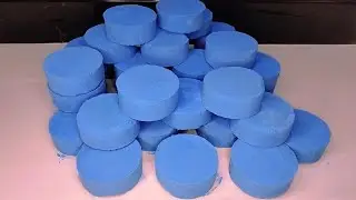 #asmr Blue 🔵 baking soda ASMR #bakingsoda #crumbleasmr #satisfying #explore #sleep