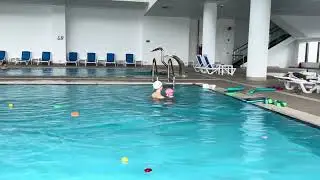 Inotam, inotam, inotam si ne distram