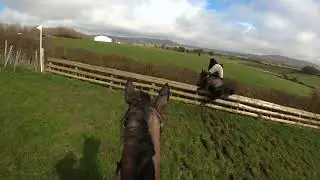 SHOWJUMPER GOES HUNTING! ERIC HEDGE HOPPING WITH SERCT