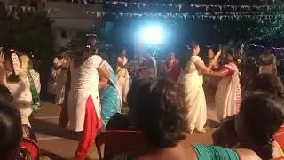 Aadi paade choodu song kolatam by Nookambika kolatam Group 💖, Chinthala Agraharam.