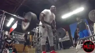 Iron Addicts Gym: Rows with the Massive Maniacs