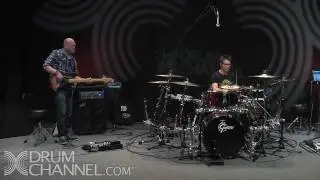 Mika Fineo (Filter), Dan Lutz and Phil Buckman (Filter) on DC Live