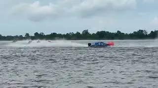 Tunnel boat race at Port Neches 2022 F1 Championship Series.