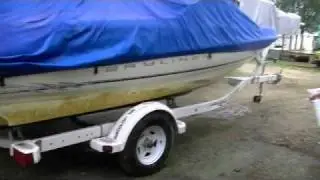 Using On and Off Boat Hull Cleaner