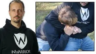 Liberarsi da uno strangolamento sotto l'ascella - Difesa Personale
