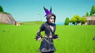 😍 PARTY HIPS by Fortnite VIKORA Skin 🥰