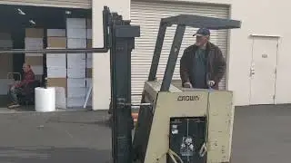 Crown Electric Forklift Model 30RCTP Sideshifter