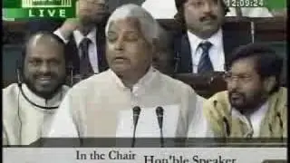 Laloo Prasad Yadav Speaks in ENGLISH at Railway Budget 2008