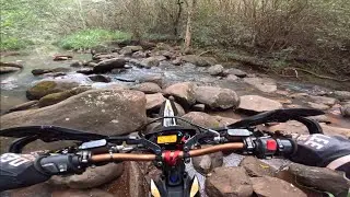 My friend lost his nuts on the trail #surron #ultrabee #eridepro #trailriding #helemano 